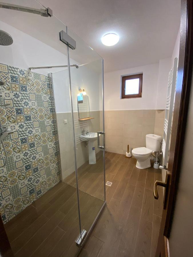 Famives Vendeghaz Bed & Breakfast Racu Luaran gambar